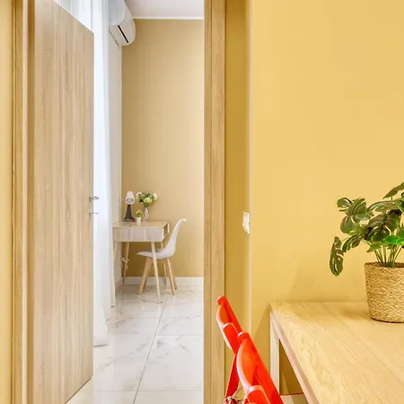 Sarpi56; New 2 Bd In Sempione District דירה *